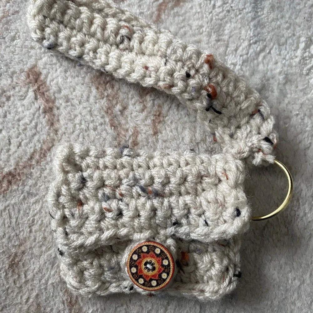 Crochet AirPods Case – Boho Wristlet Pouch with Mandala Button